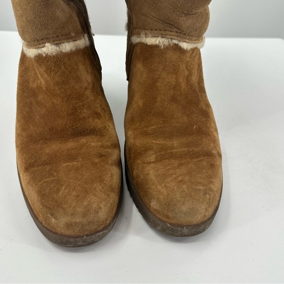 *UGG Tall Wedge Boots Tan Suede Sherpa Womens 8 - Picture 6 of 13